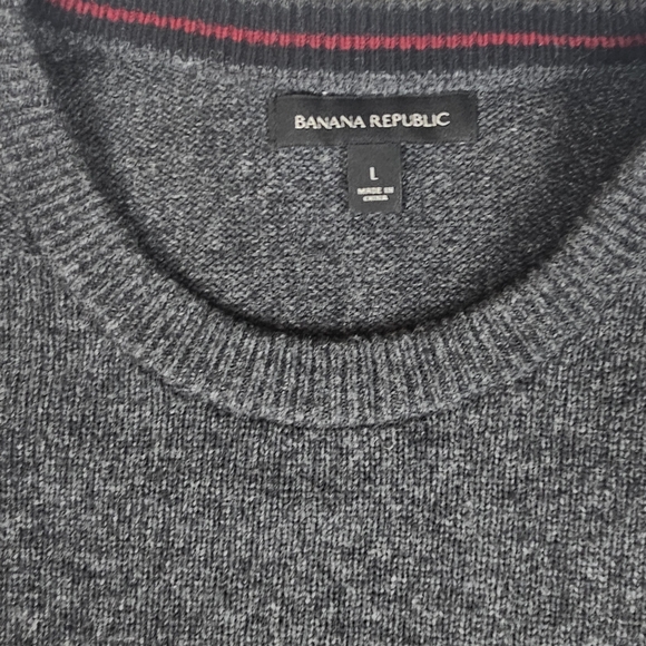 Banana Republic Merino Wool Gray Sweater, Men's Large - Picture 2 of 4